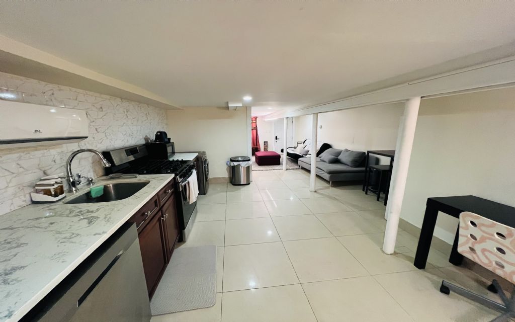 image_0