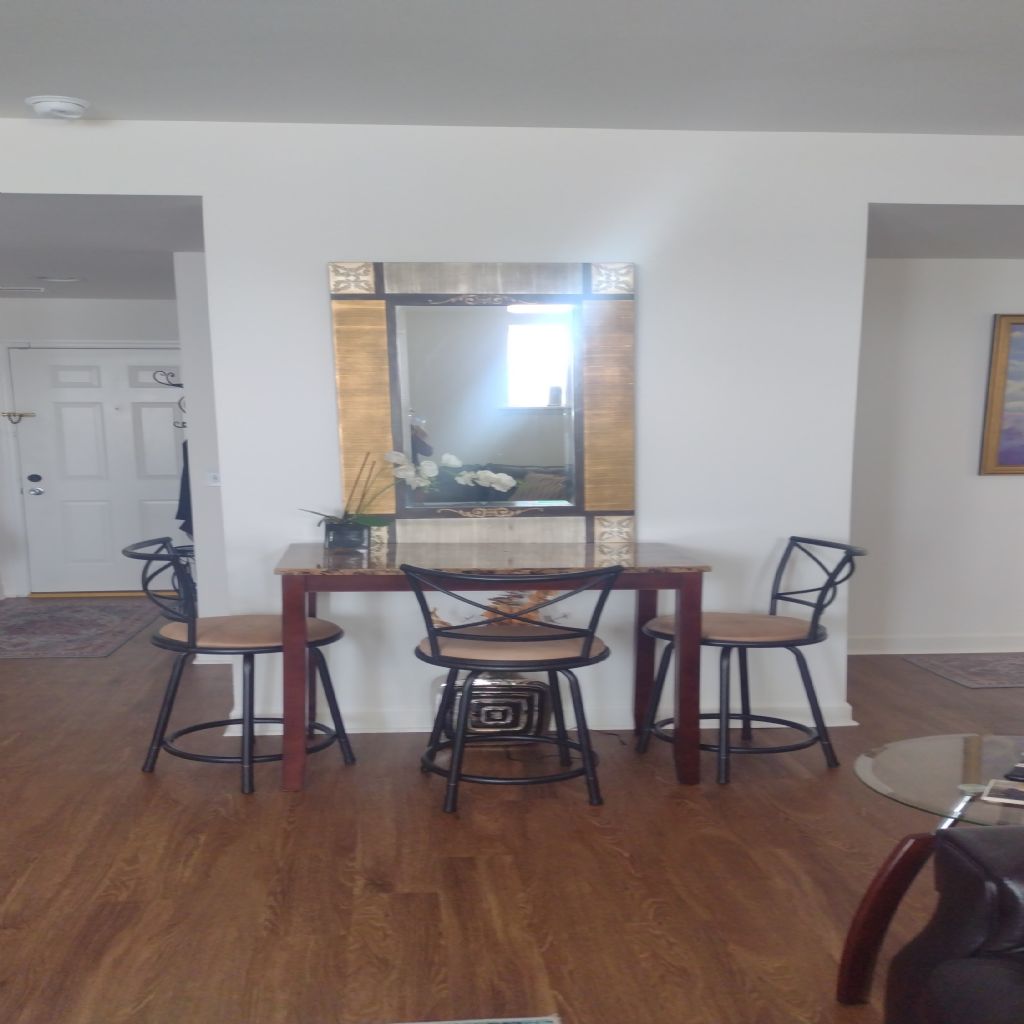 St. Louis Sublets Furnished Apartments and Rooms for Rent in St. Louis