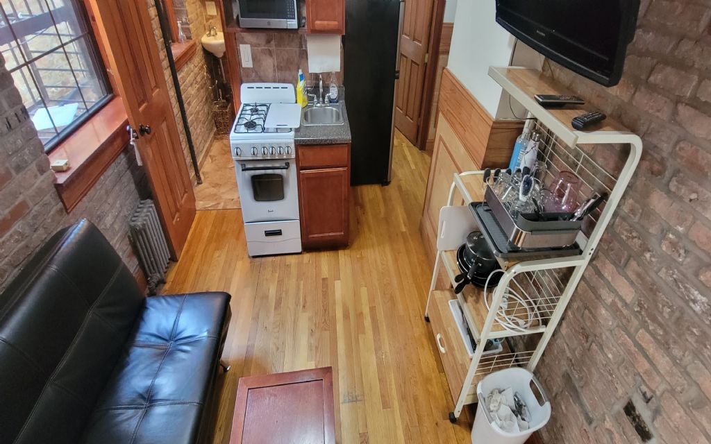 image_0