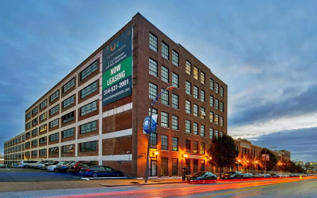 St. Louis Sublets Furnished Apartments and Rooms for Rent in St. Louis