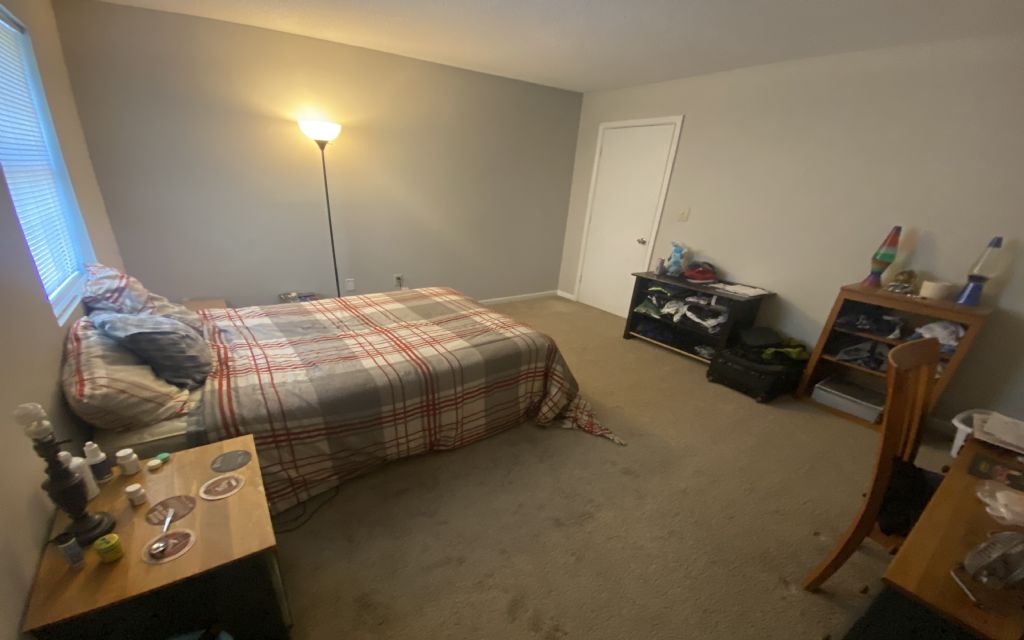 4766630