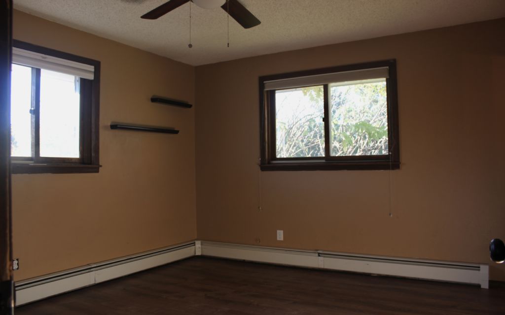 image_0