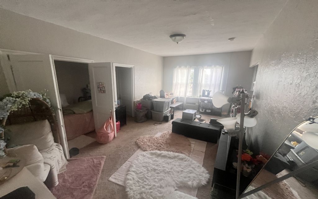 image_0