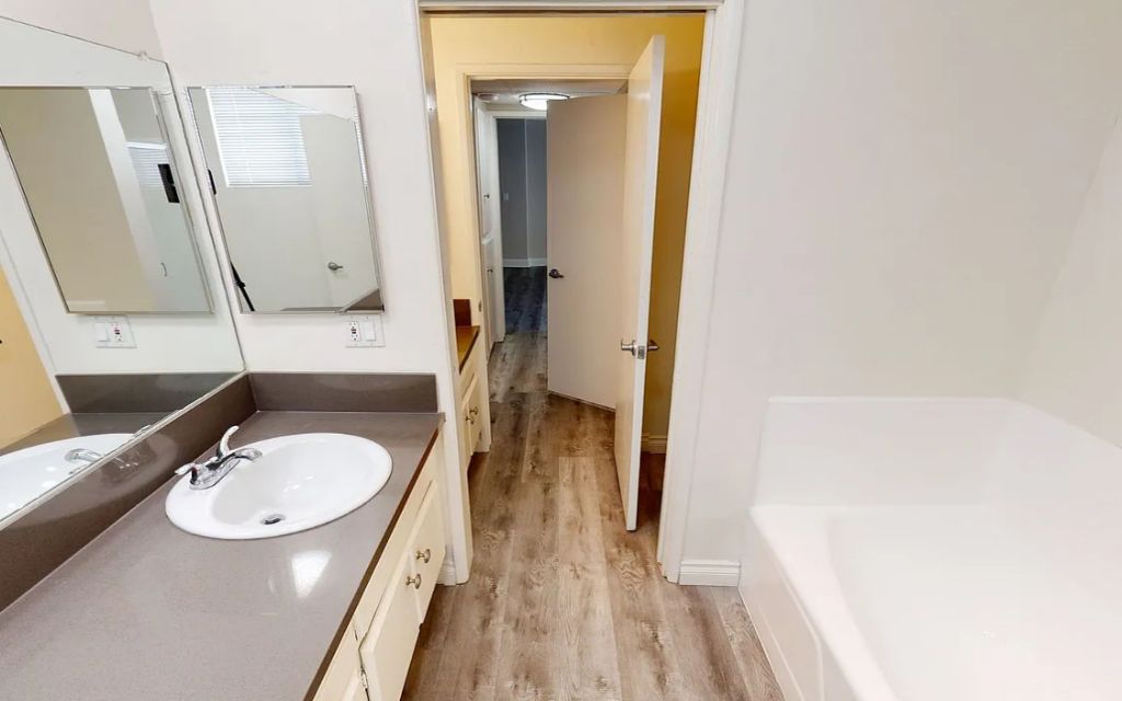 image_1