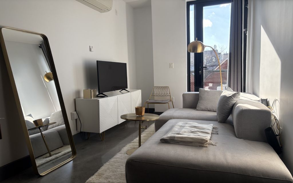 image_0