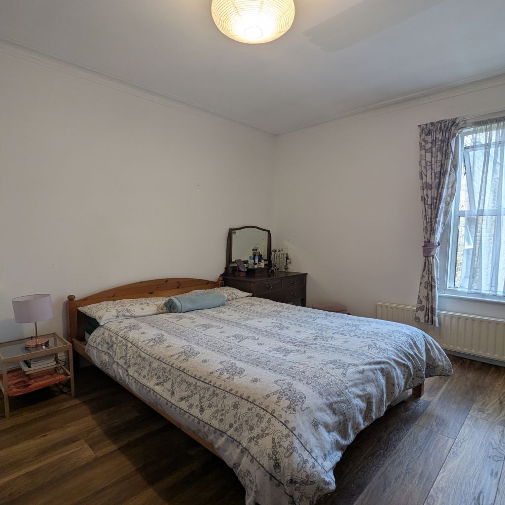 image_0