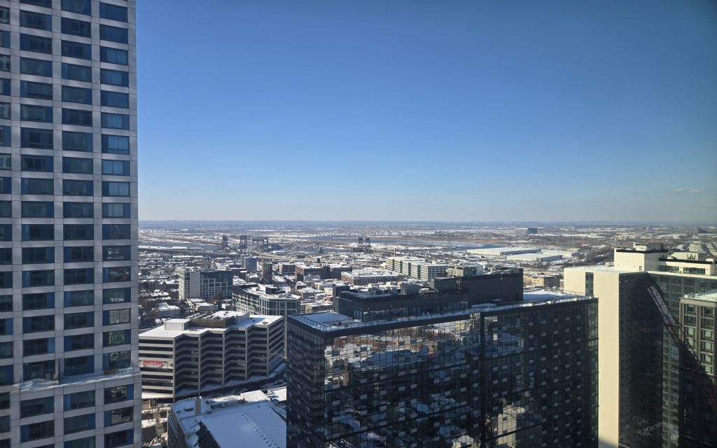 image_0