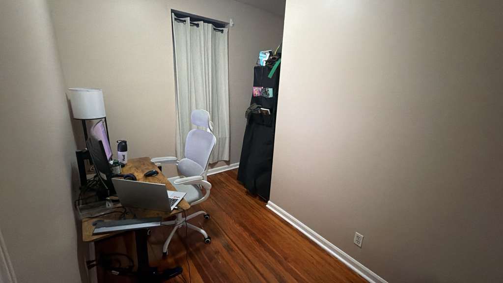image_0