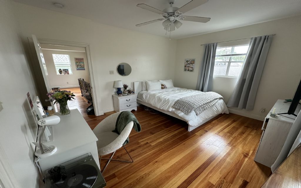 image_0