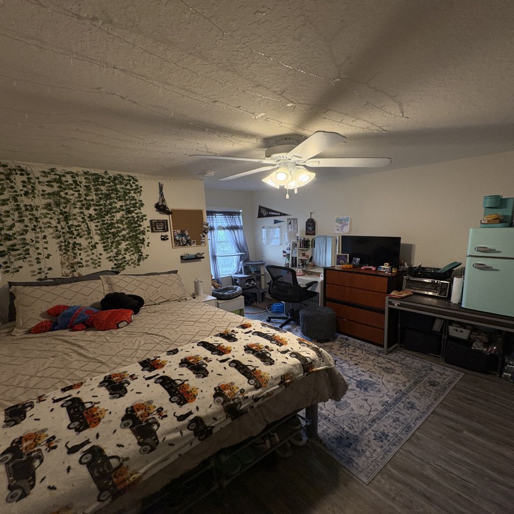 image_0