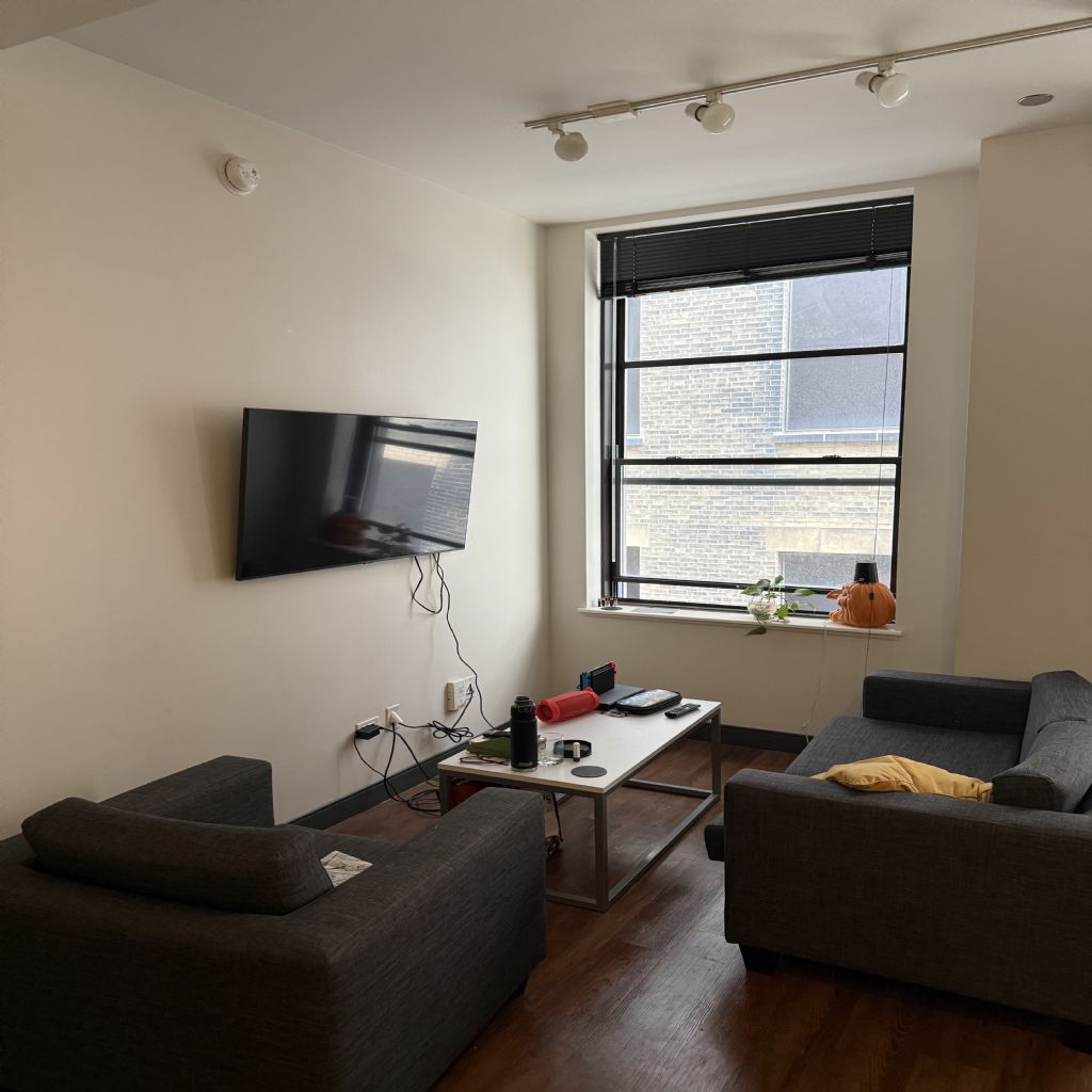 image_0
