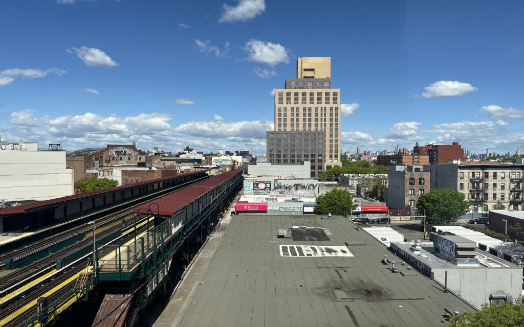 image_0