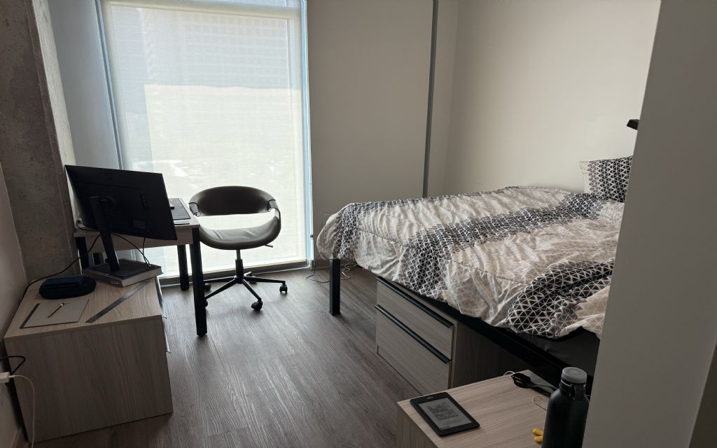 image_0