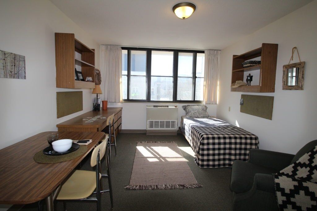 image_0