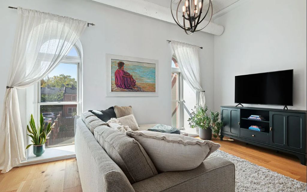 image_0