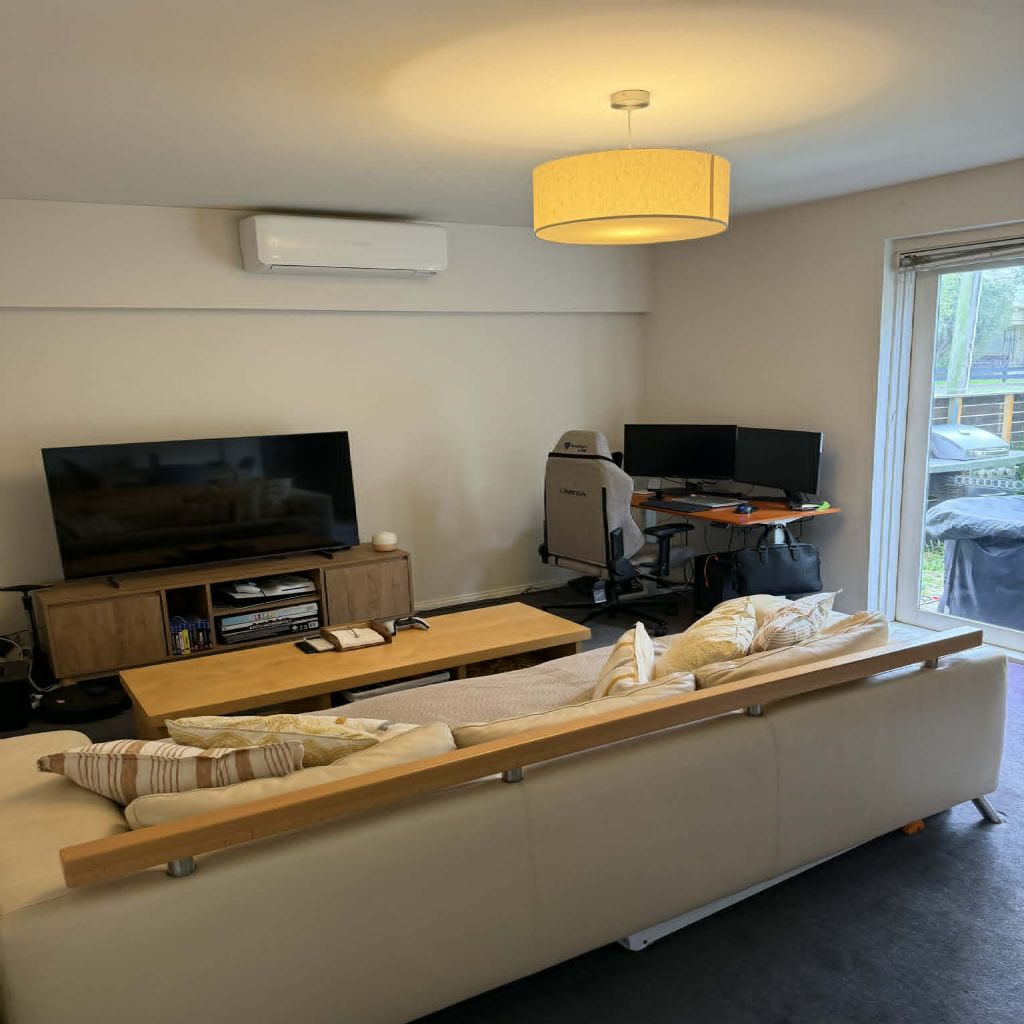 image_0