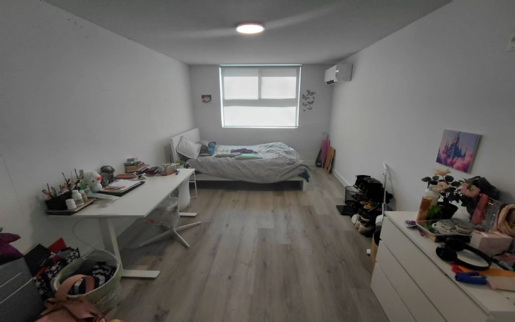 image_0