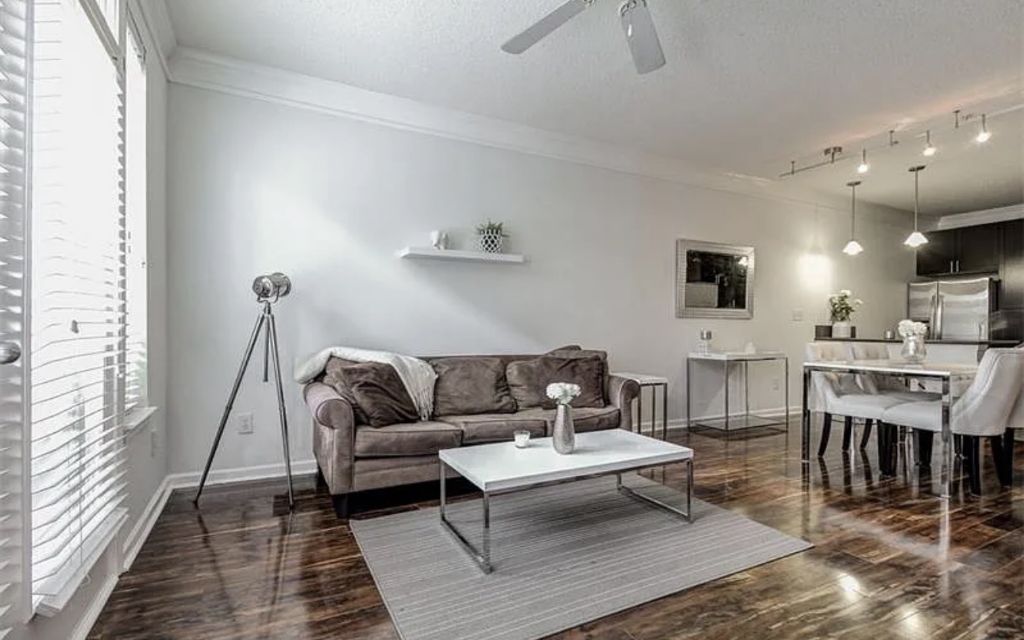 image_1