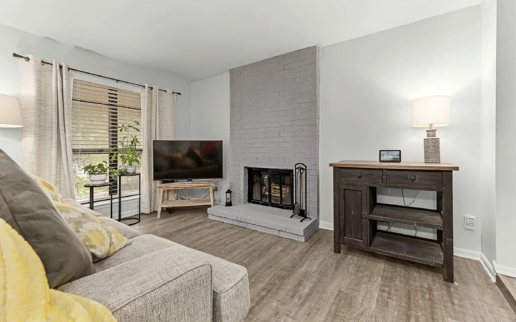 image_1