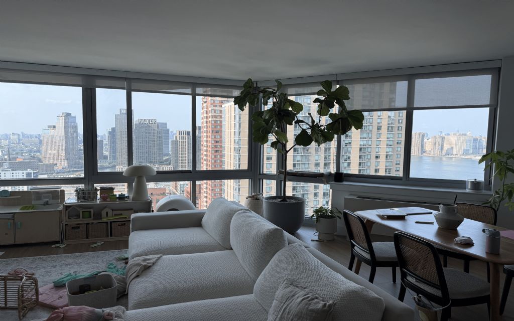 image_0