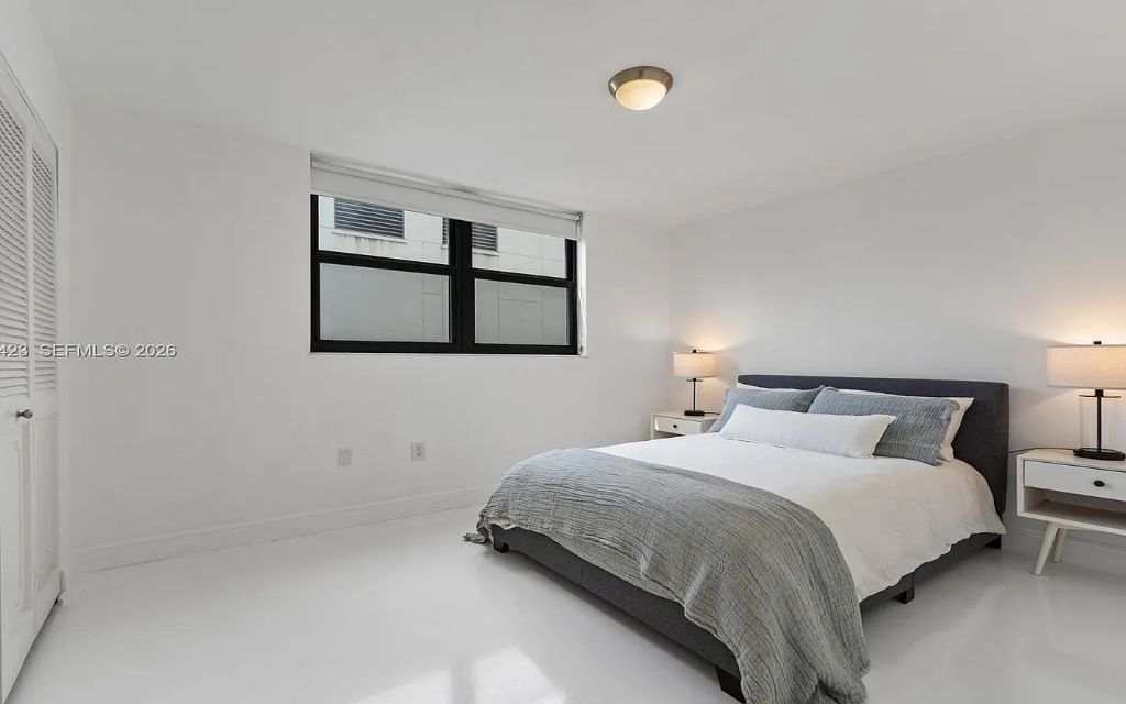 image_0