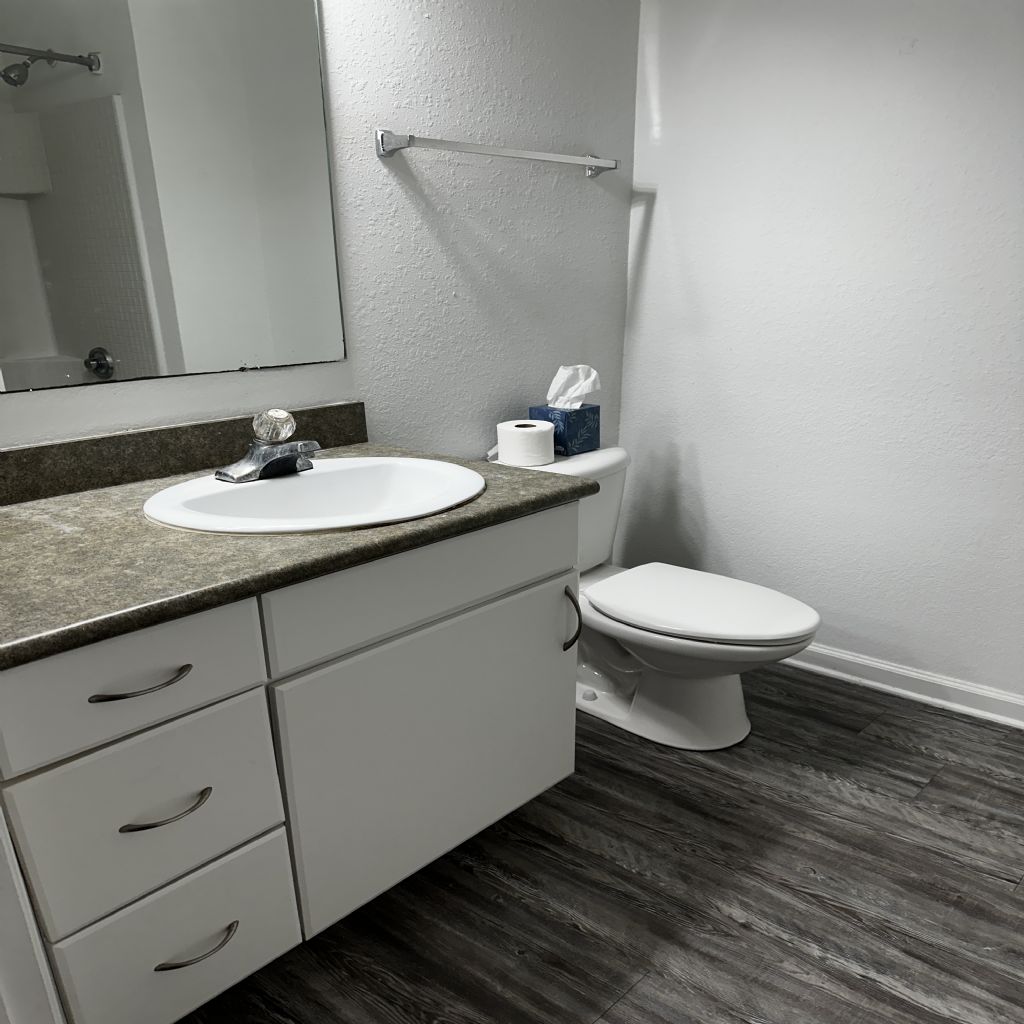 image_0
