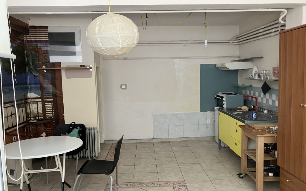 image_0
