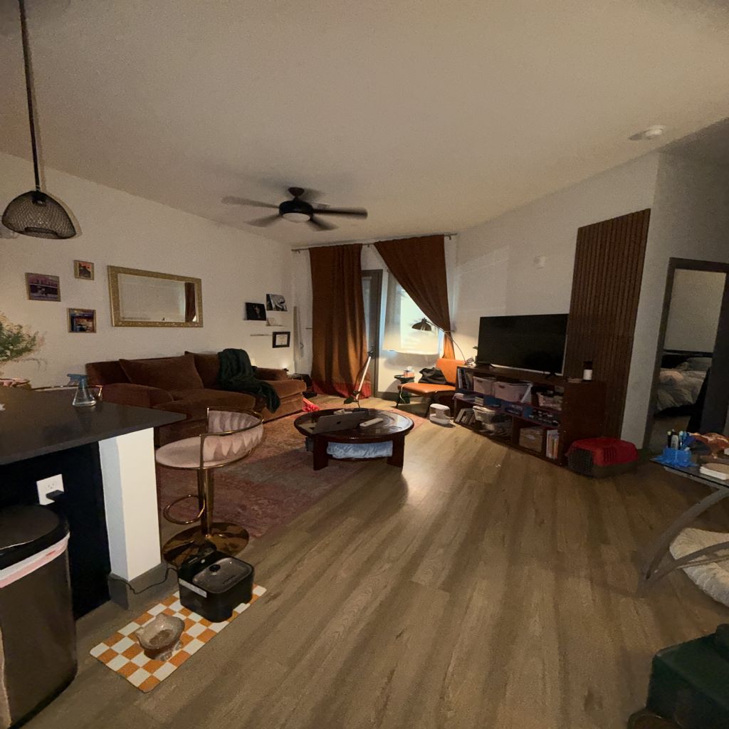 image_0