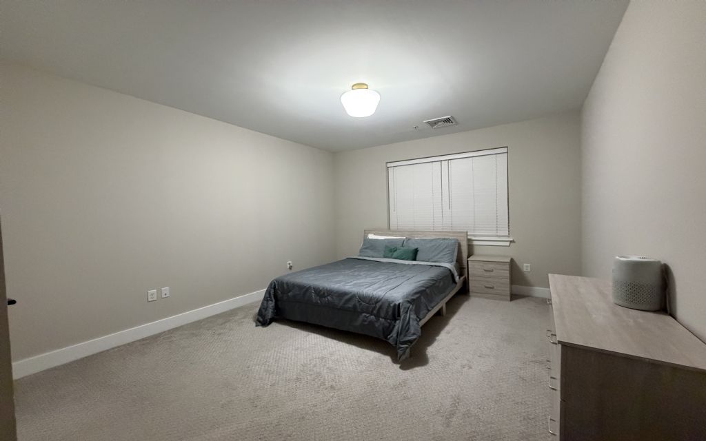 image_0