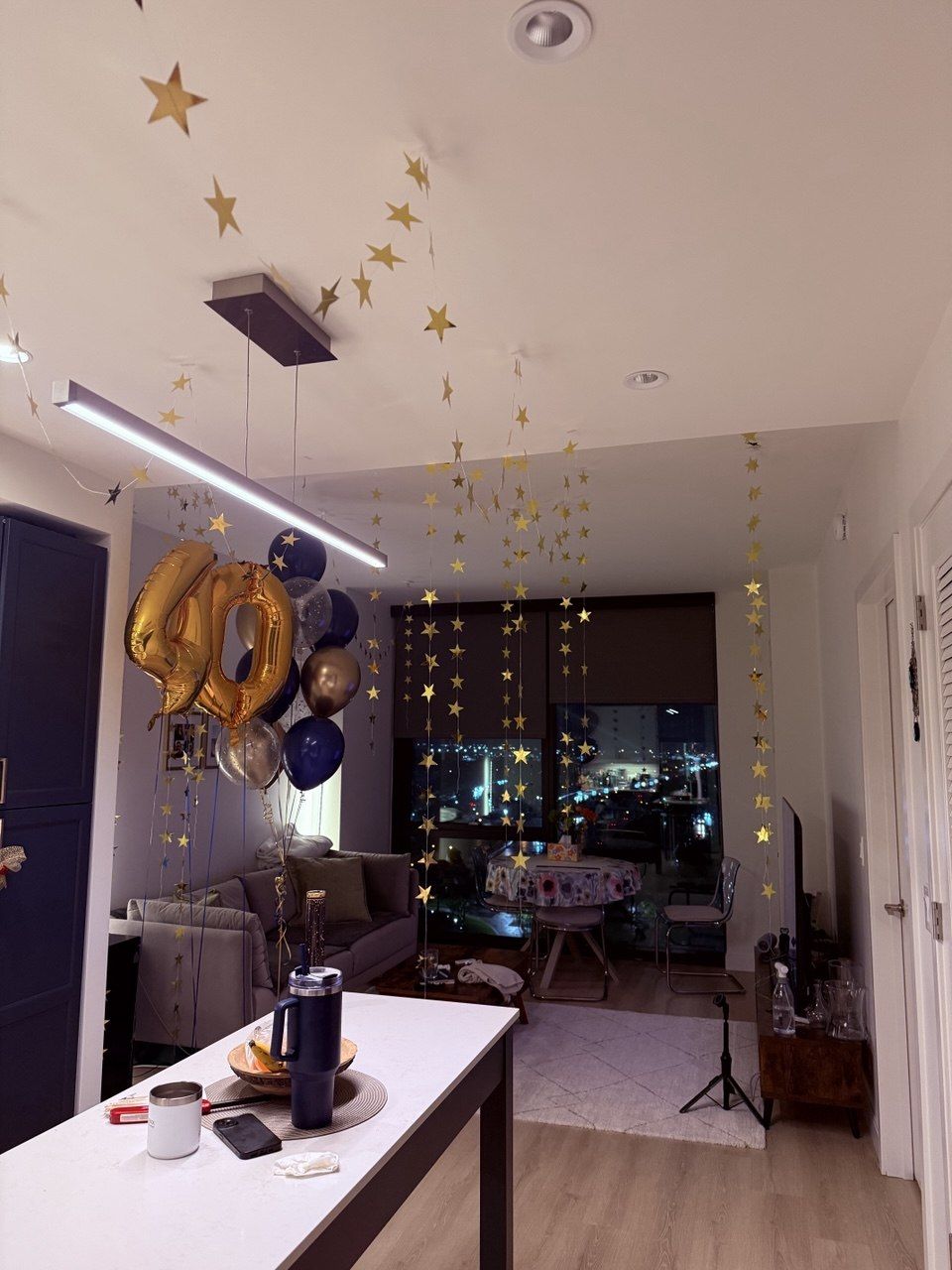 image_0