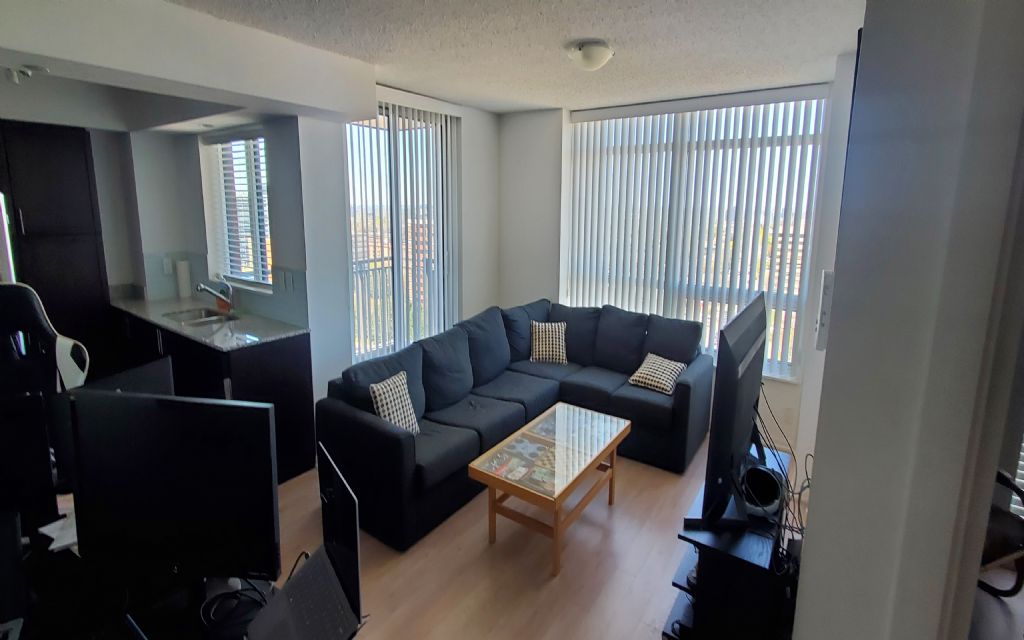 image_0