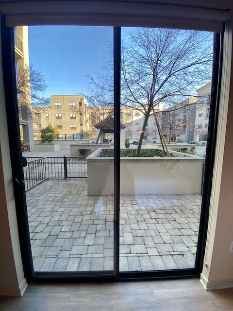 image_0